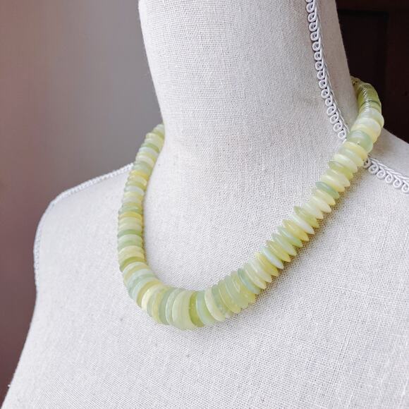 Signed Sterling Silver Jay King Graduated Green Serpentine Disc Beaded Necklace - Picture 6 of 16